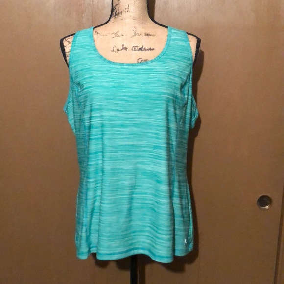 Danskin Now Tops - Danskin Now moisture wicking top